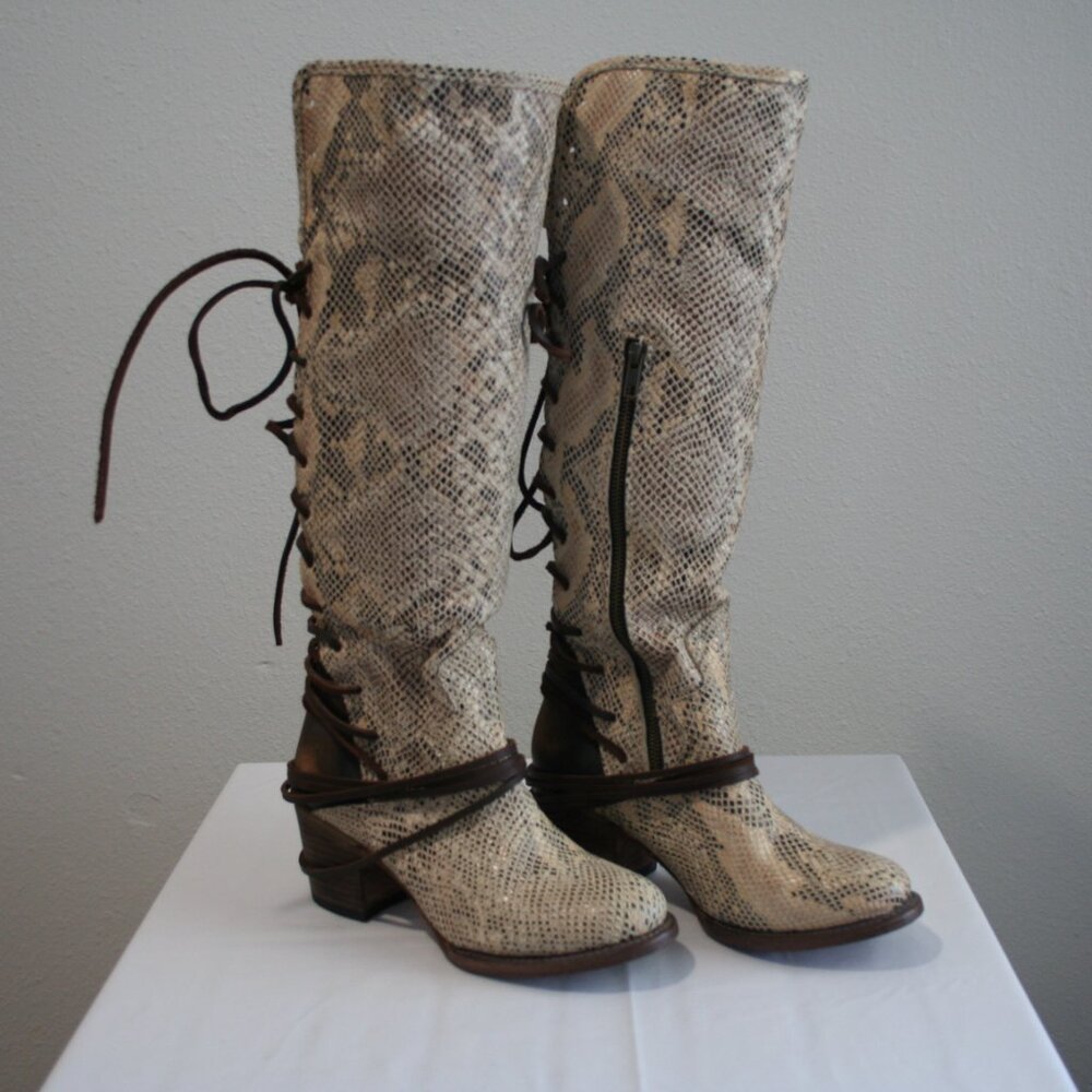 Freebird Tall Leather Coal White Snake Knee Boots Size 8 - Picture 3 of 10